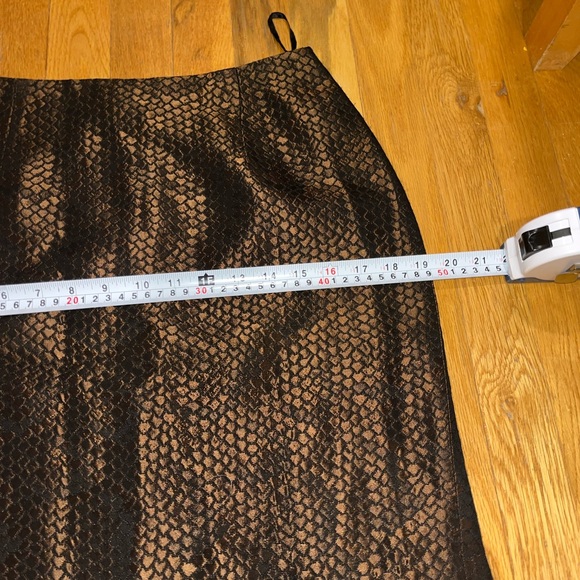 Kay Unger Metallic Bronze Snake-Print Mini Skirt - Picture 3 of 8